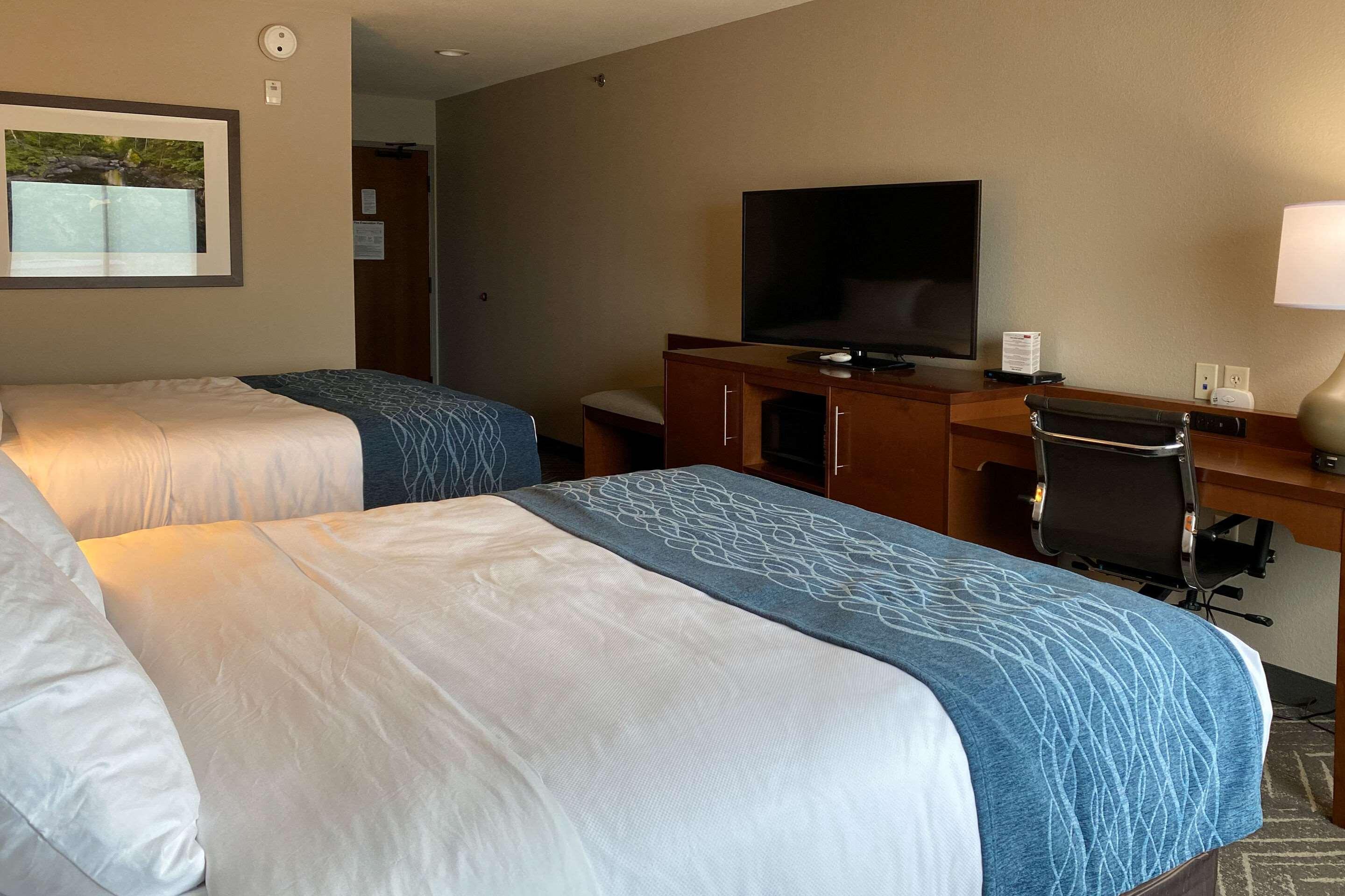 Comfort Inn & Suites Mountain Iron And Virginia Ngoại thất bức ảnh