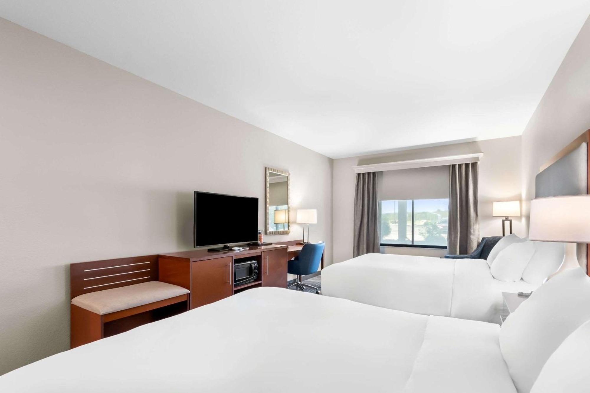 Comfort Inn & Suites Mountain Iron And Virginia Ngoại thất bức ảnh