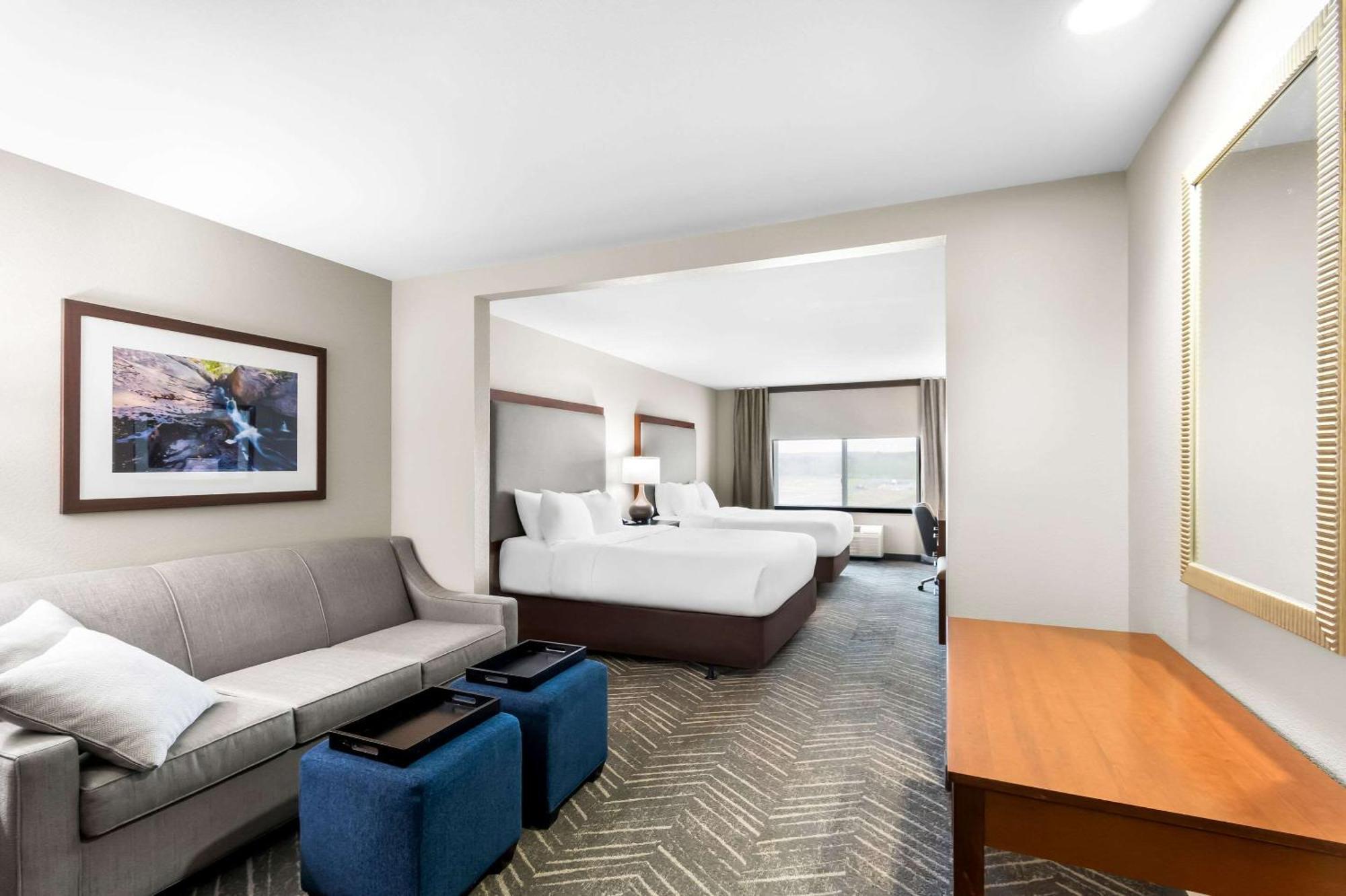 Comfort Inn & Suites Mountain Iron And Virginia Ngoại thất bức ảnh