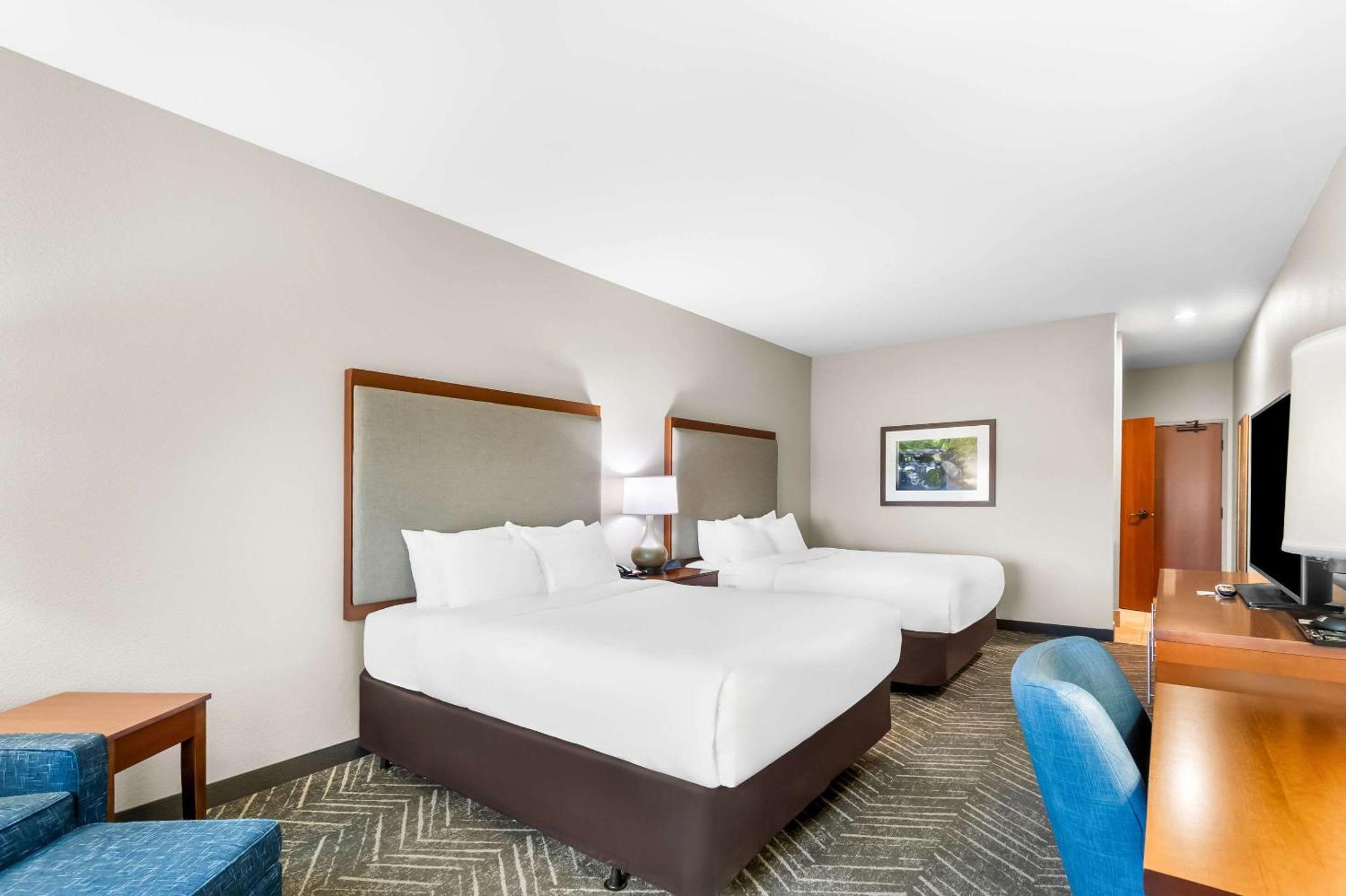 Comfort Inn & Suites Mountain Iron And Virginia Ngoại thất bức ảnh