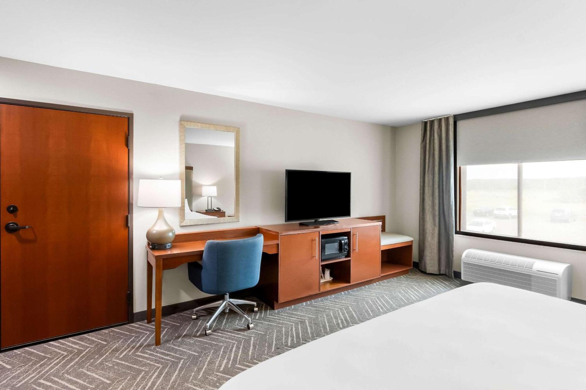 Comfort Inn & Suites Mountain Iron And Virginia Ngoại thất bức ảnh
